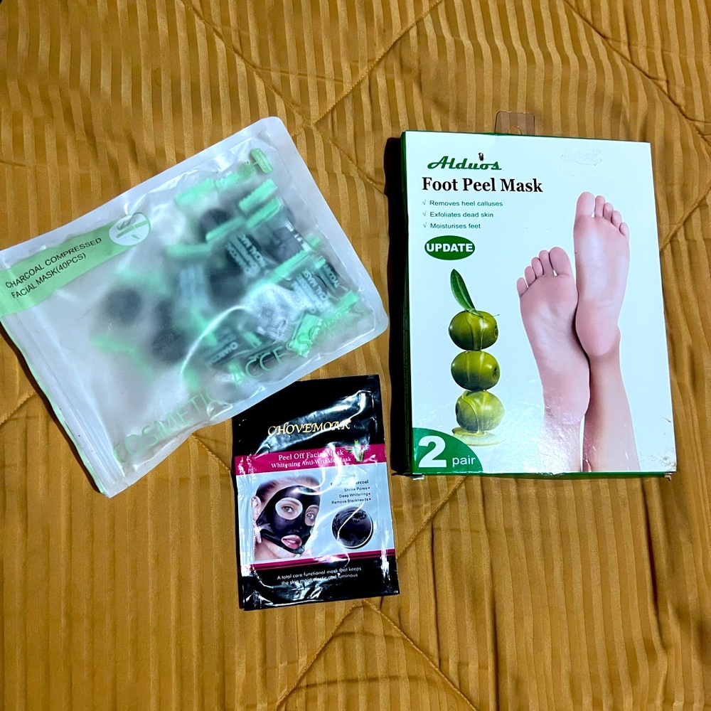Bundle of masks peel